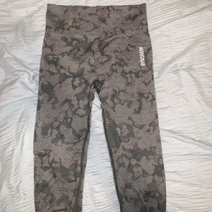 Gymshark Leggings Camo print with booty scrunch